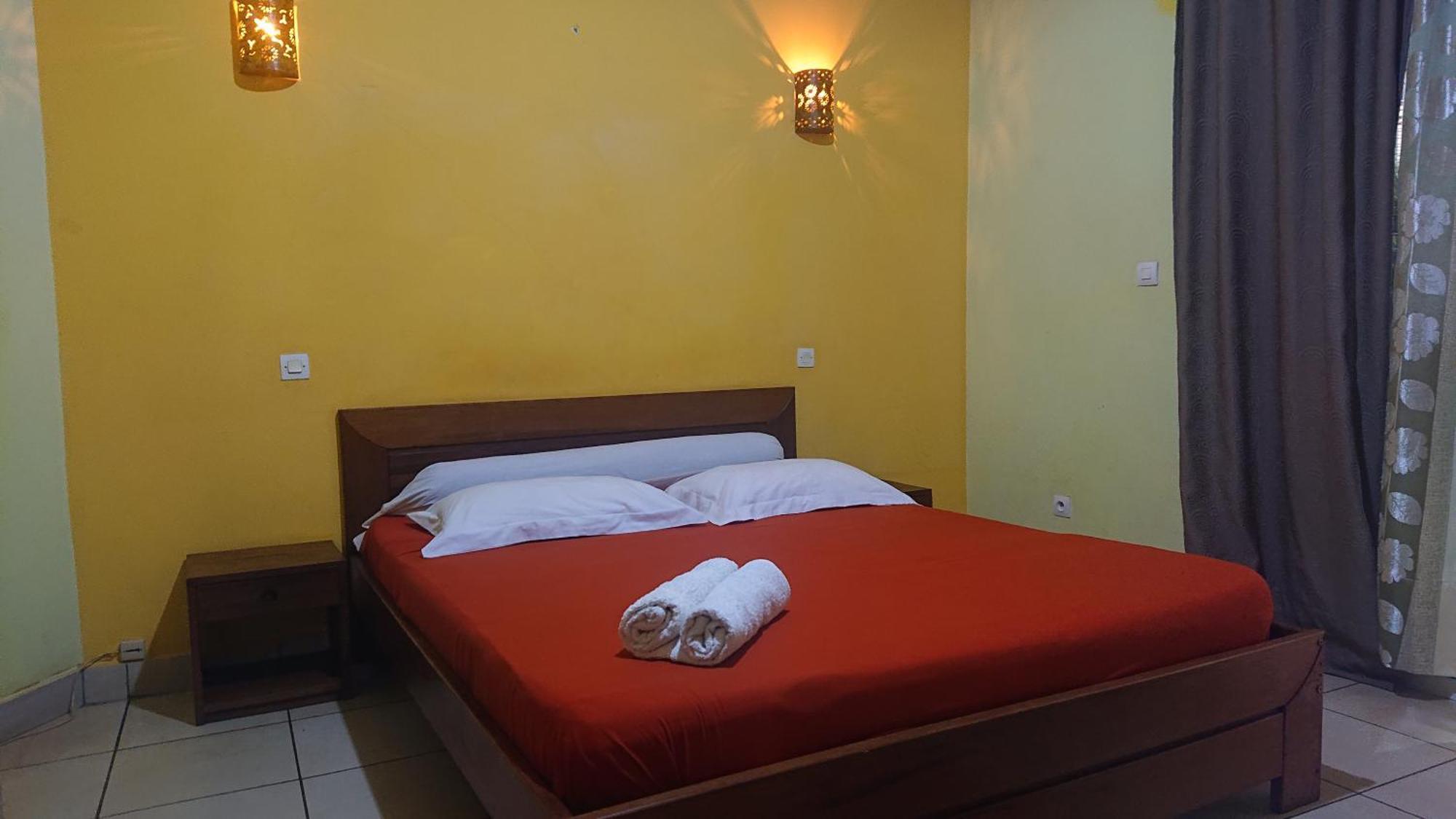 Central Hotel Antsiranana Bilik gambar